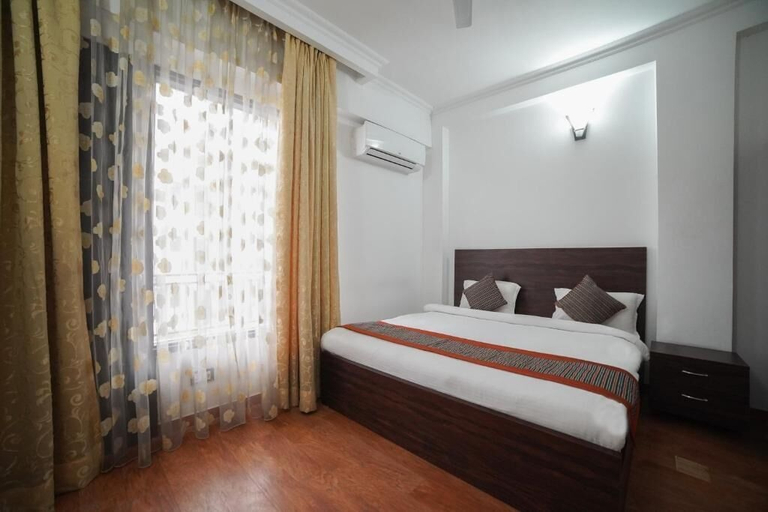 Room 5, Country Inn Vrindavan, Mathura