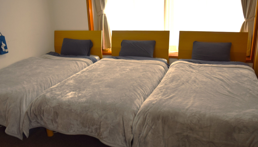 Room 2, Hidamari, Takayama