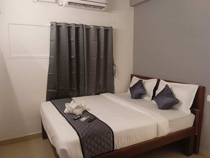 Room 2, Blessing Select DLF, Thiruvallur