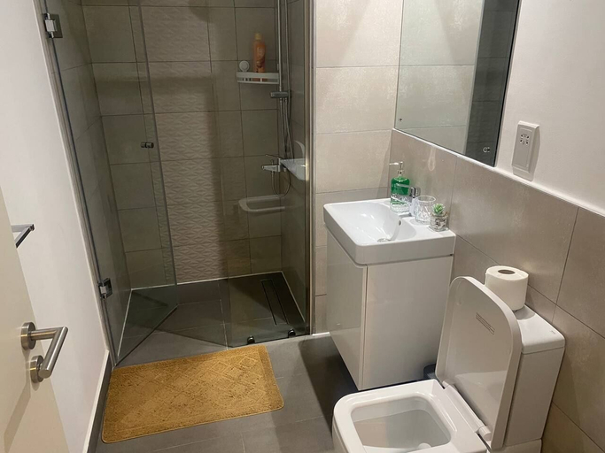 Bathroom 5, Unique Abodes, Accra