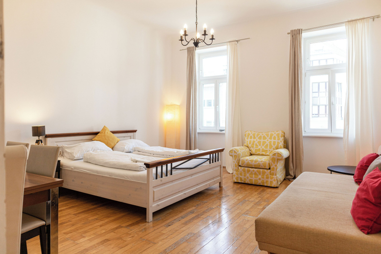 Interior 5, Spacious 2BR Apartment Long Stay Vienna, Wien