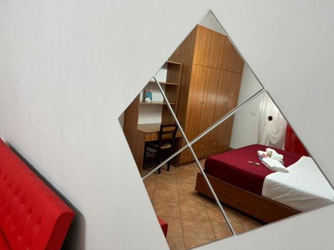 Room 5, Trastevere Marconi Apartment, Rome