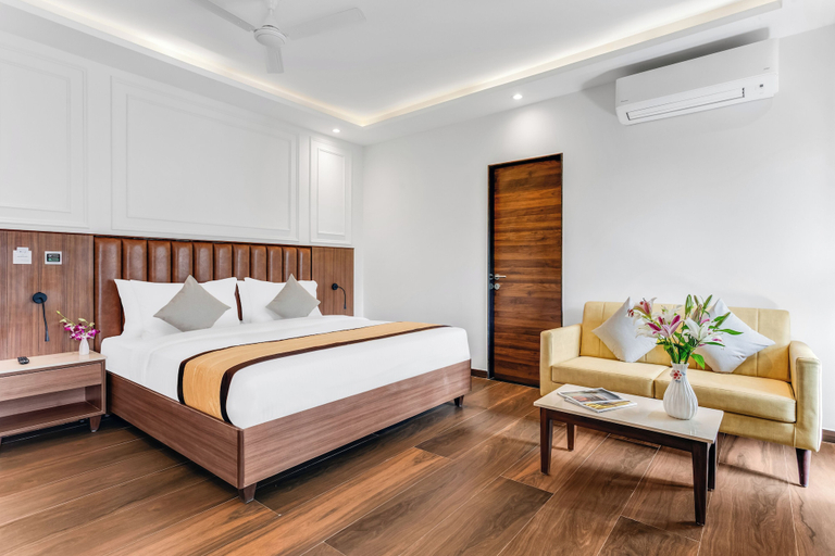 Room 5, SinQ Symbol, North Goa