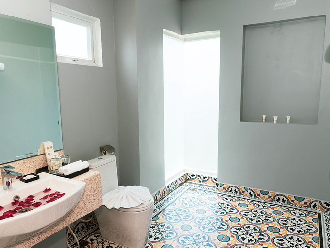 Bathroom 4, Sokchea Kampot Hotel, Kampot