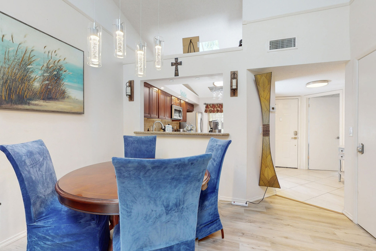 Room 3, Port Orange Gray Sands Retreat, Volusia