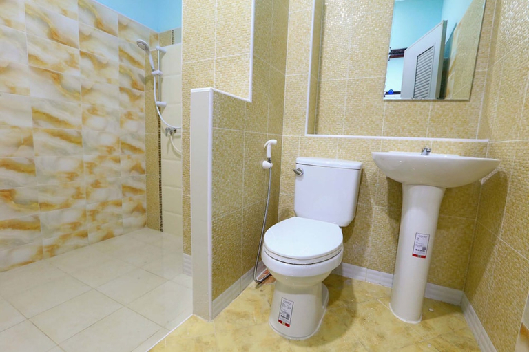Bathroom 5, S House Bansaengngam, Muang Ubon Ratchatani