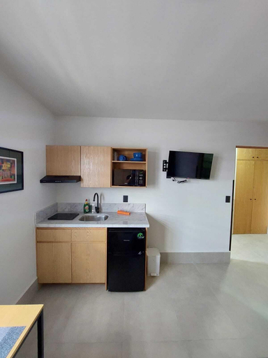 Private kitchen 2, Toledo Suites Chapultepec, Guadalajara