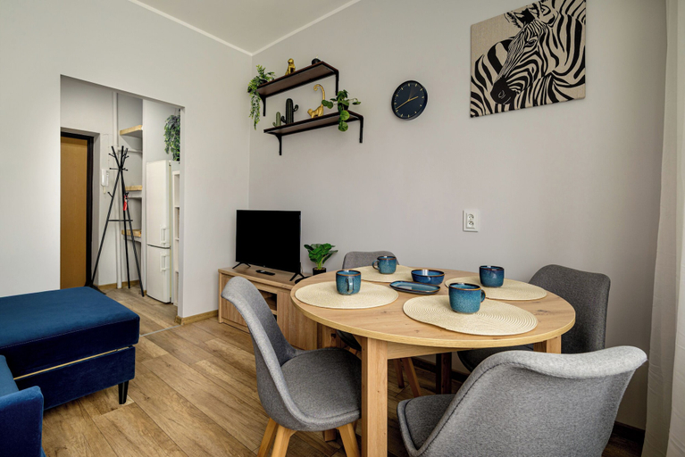 Living room 3, RentPlanet - Apartament Zdrowa, Środa Śląska