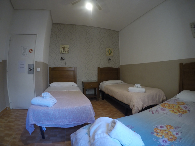 Bedroom 3, Hostal MYD Los Perales, Madrid