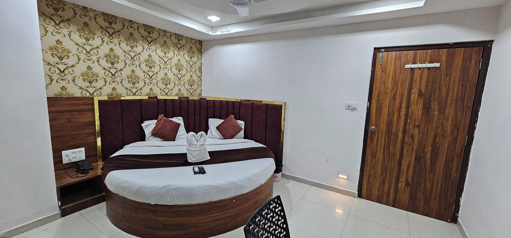 Others 4, Hotel Paradise, Ahmadabad