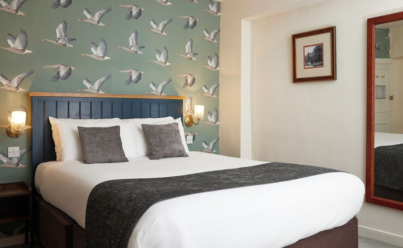 Room 5, The Bull Hotel Long Melford by Greene King Inns, Suffolk
