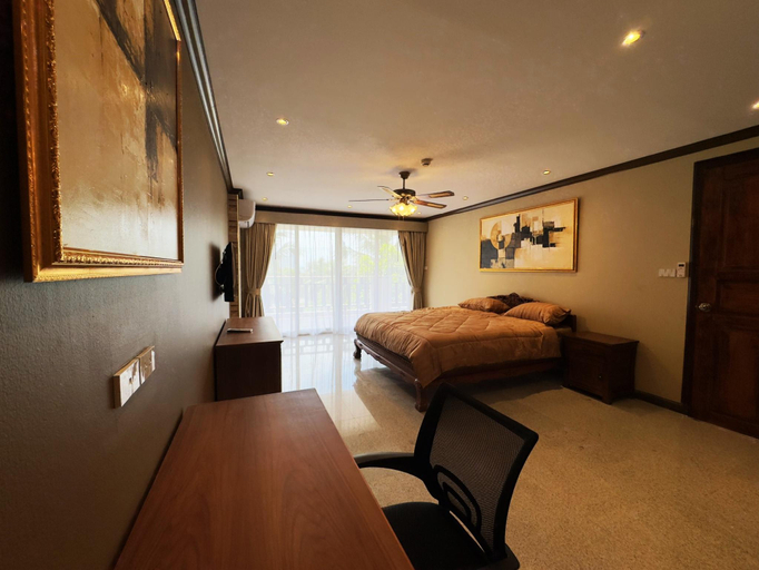 Bedroom 2, Spacious 2BR Corner Condo - Garden View Balcony - Royal Hill Resort, Pattaya