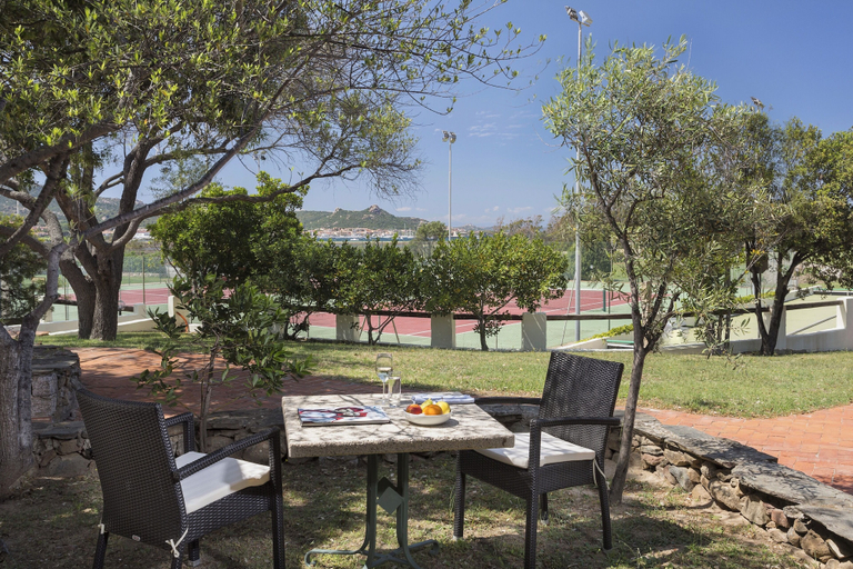 Terrace/patio 4, Hotel with swimming pool near Baja Sardinia, Olbia-Tempio