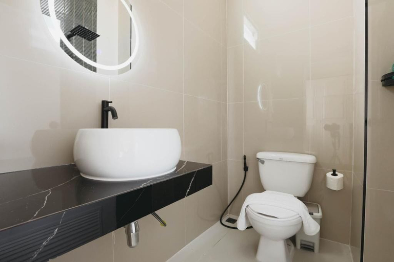 Bathroom, WINK CITY PATONG BEACH, Phuket Island