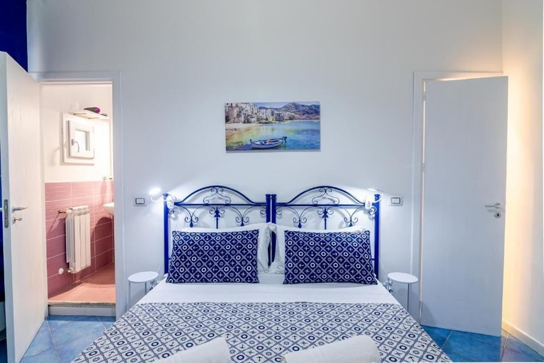 Bedroom 4, aria di mare rooms, Palermo