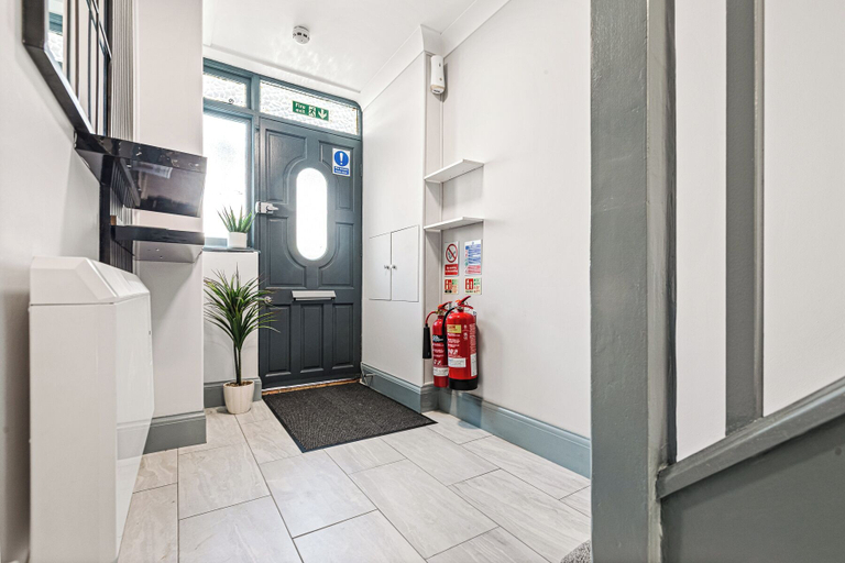 Interior 2, Imperial Inn Apartments, London