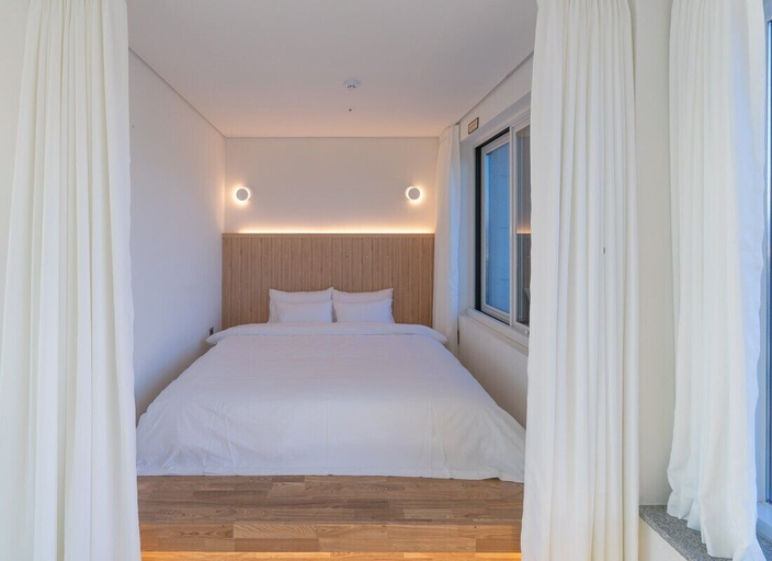 Room 3, Daecheon I-Ocean Pool Villa Hotel, Boryeong