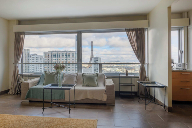 Living area 2, Paris Center Emeriau, Paris