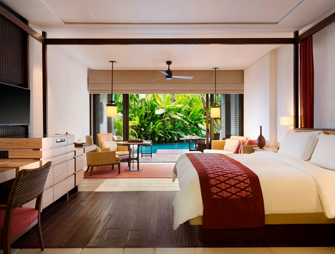 The Ritz Carlton Bali - Bedroom