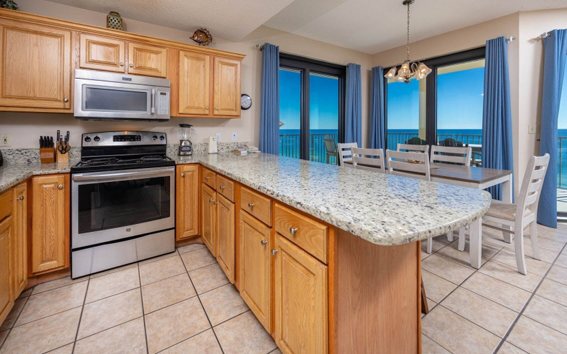 Private kitchen 5, Phoenix Iv 4125 3 Bedroom Condo, Baldwin