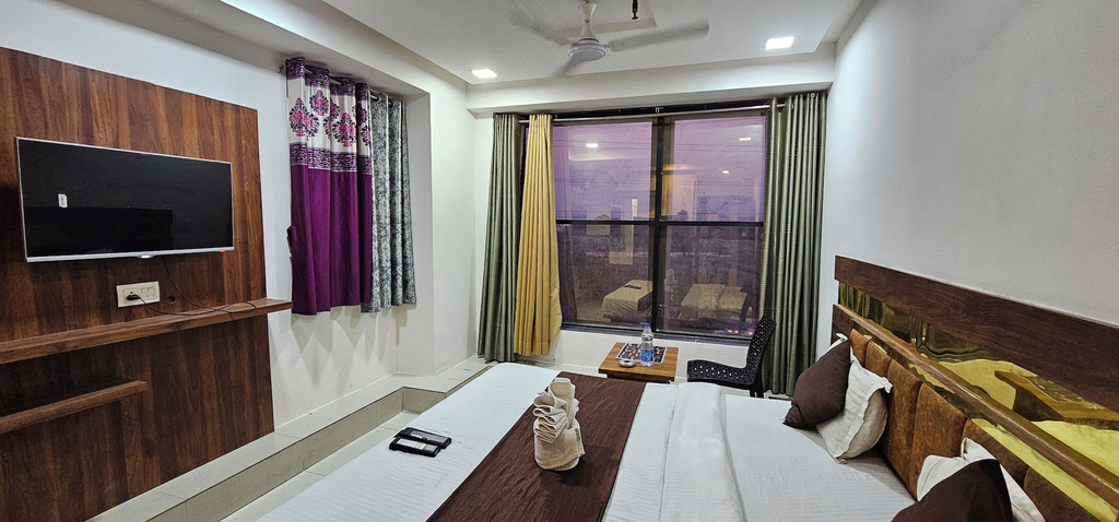 Others 2, Hotel Paradise, Ahmadabad