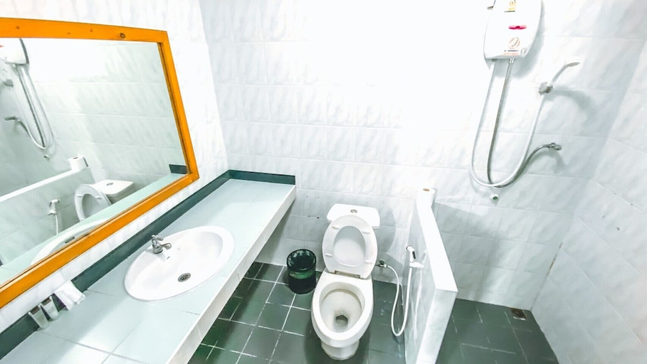 Bathroom 3, Muak Lek Forest Resort, Muak Lek