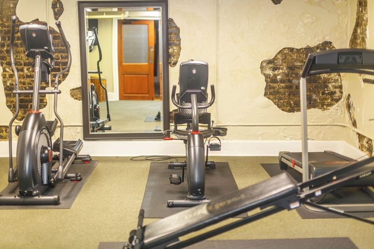 Fitness facility, The Valley, Warren