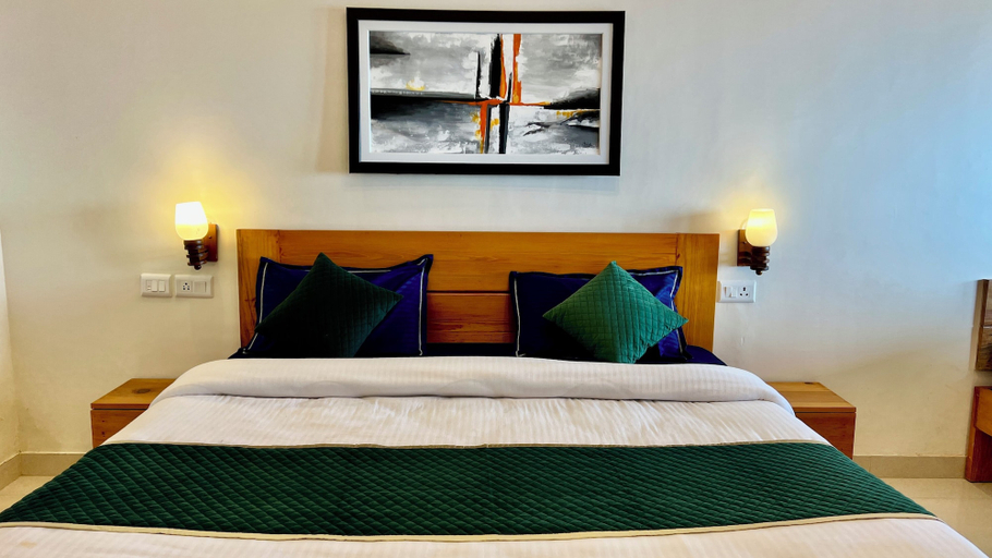 Room 4, Vihangam A Luxury Stay, Mukteshwar, Nainital
