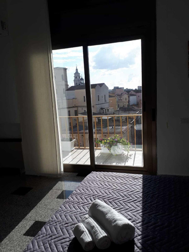 Others 5, Business Home, Foggia