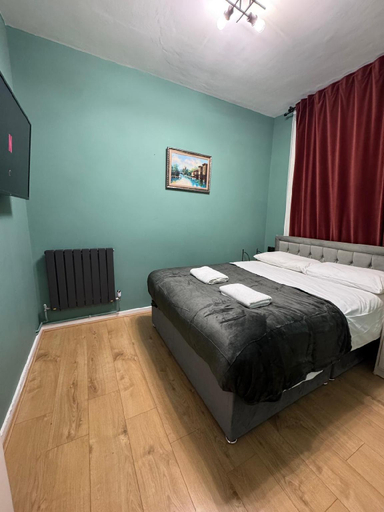 Euston Central Apartment, London