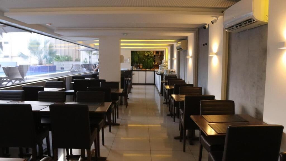Dining, Flat 327-GF na praia de Cabo Branco, João Pessoa
