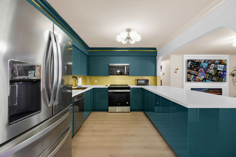 Private kitchen 3, 5 Min to Beach Heated Pool Hot Tub BBQ, Broward