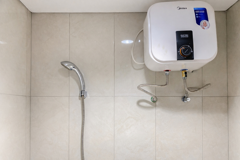 Bathroom 5, Well Designed 2BR at Nifarro Park Apartment By Travelio, Jakarta Selatan