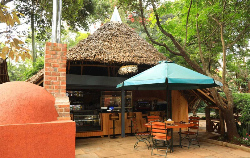 Outdoor dining, The giraffes cottages restaurant and bar, Langata