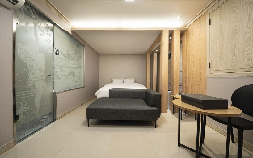 Bedroom 4, Suwon Haenggung-dong Sunstar, Suwon