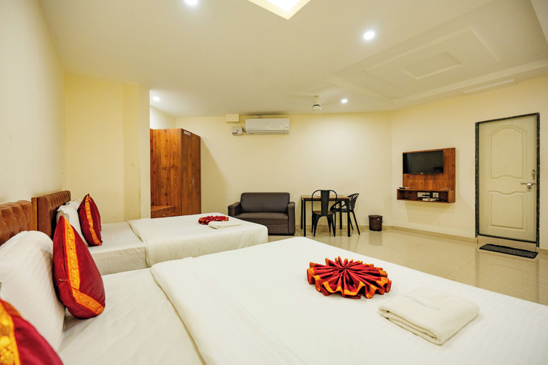 Room 3, Hotel Rajdhani Inn & Suites, Dakshina Kannada