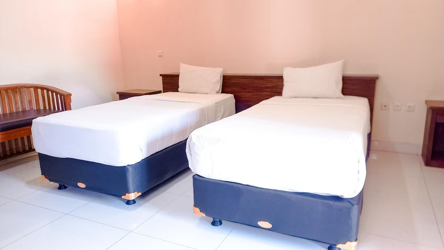 Bedroom 2, Mirah Hotel, Banyuwangi