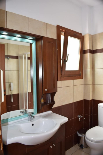 Bathroom 3, Melidron Hotel, Ionian Islands
