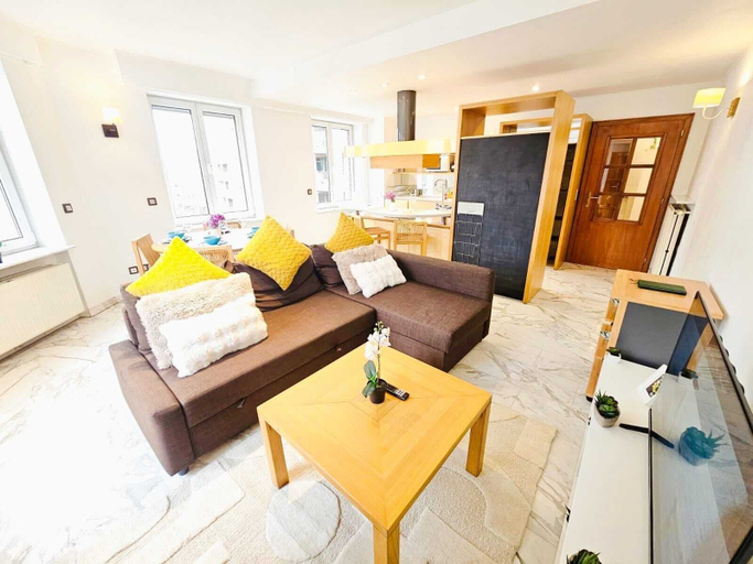 Living area 4, Smart Retreat next to Luxembourg Station, Luxembourg