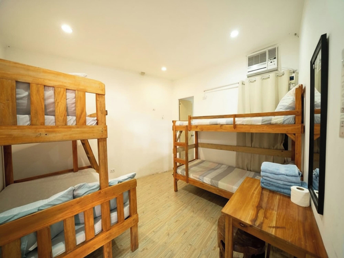 Room 4, Turtle Beach Resort, San Juan