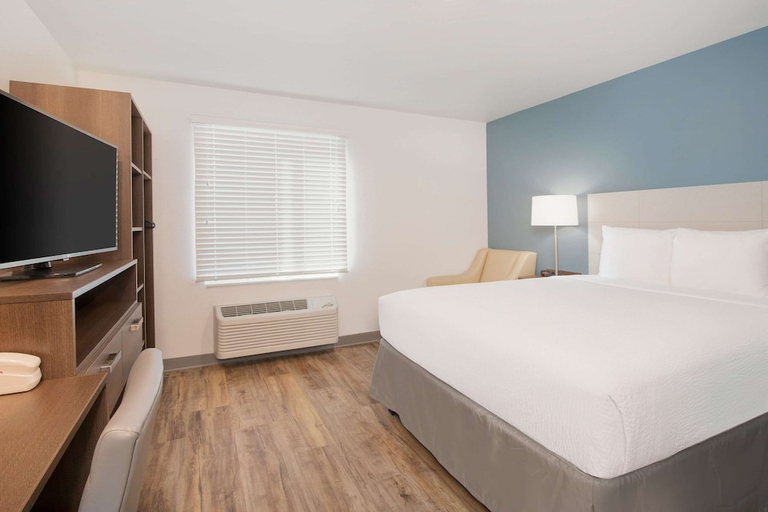 Bedroom 3, WoodSpring Suites Savannah Pooler, Chatham