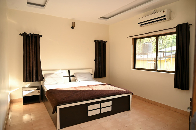 Room 3, Global Pacific Villa, Satara