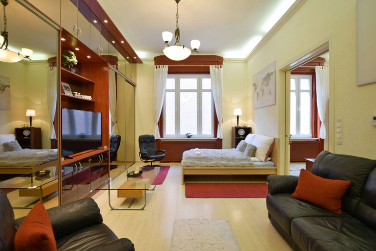 Others 5, Ultra central apartment at Synagogue, Budapesti