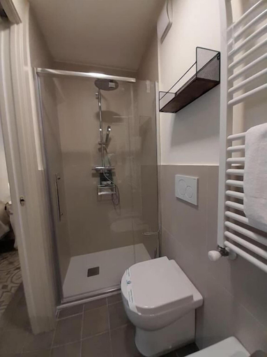 Bathroom 5, B&B Villino Luschi Pisa Centro, Pisa