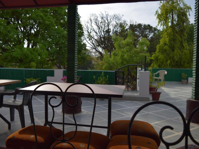 Others 5, Hotel Moksha - 500M From Ram Jhula, Garhwal