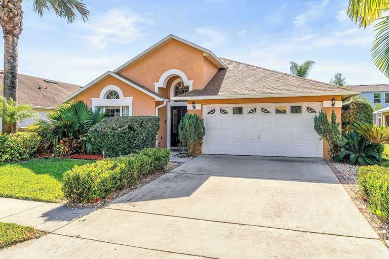 Exterior, The Art House Home for 8, Osceola