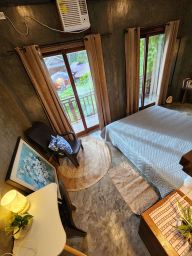 Room 4, Balay Yuhom, General Luna