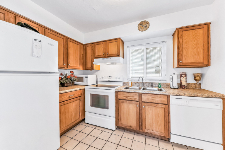 Private kitchen 5, Daytona Atlantico 32, Volusia
