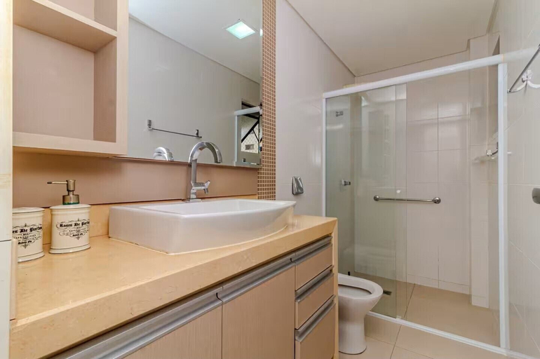 Bathroom 2, StayHome Exclusive Beachfront BC, Balneário Arroio do Silva