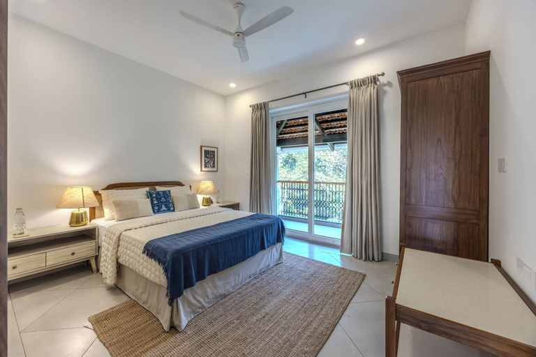 Room 4, ELIVAAS Cygnus 4BHK With Pvt Pool, North Goa